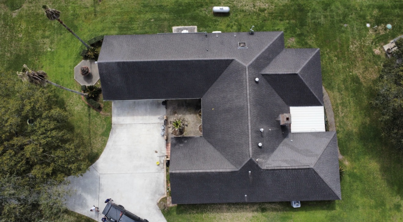 Roof before replacement project 6